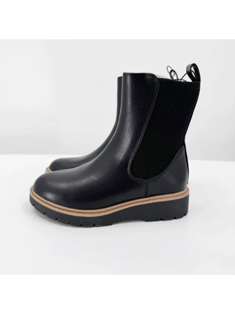NEW art class Kids' Laurel Chelsea Boots - Black